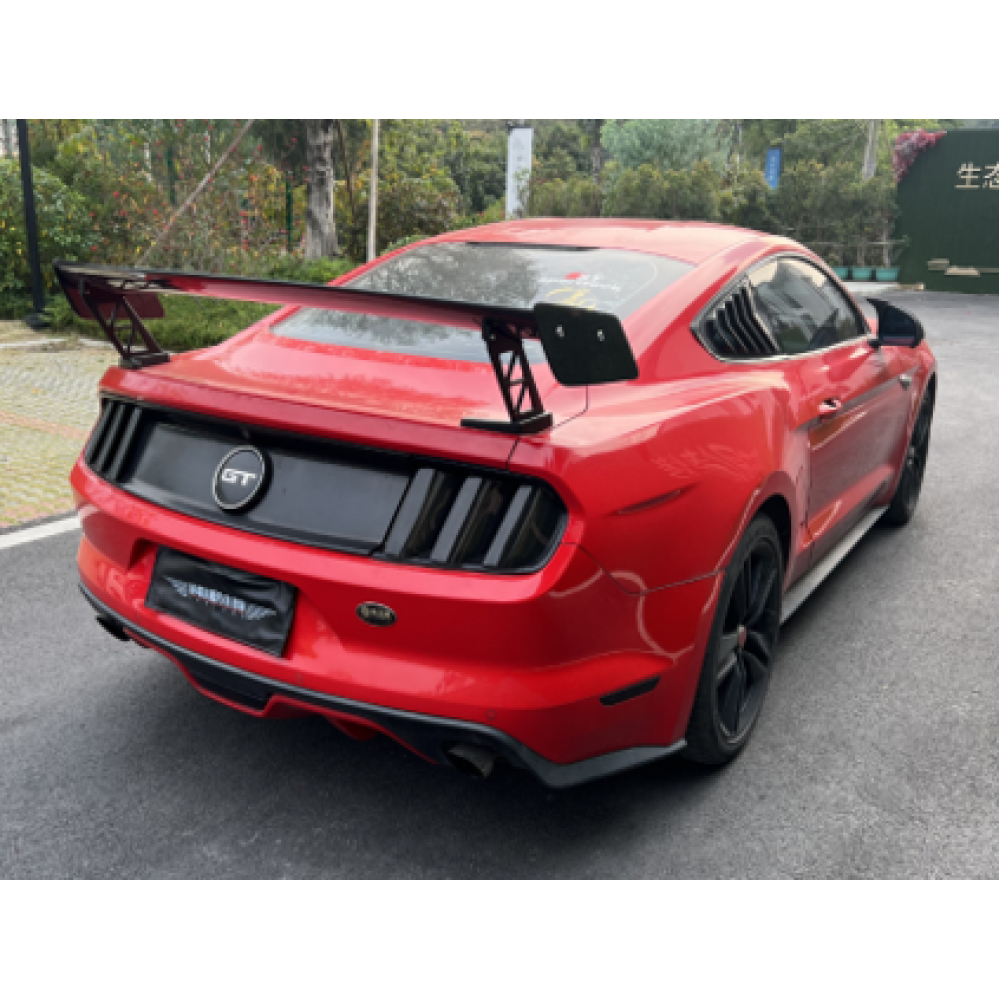 Задний спойлер на Ford Mustang GT500, 2015-2023