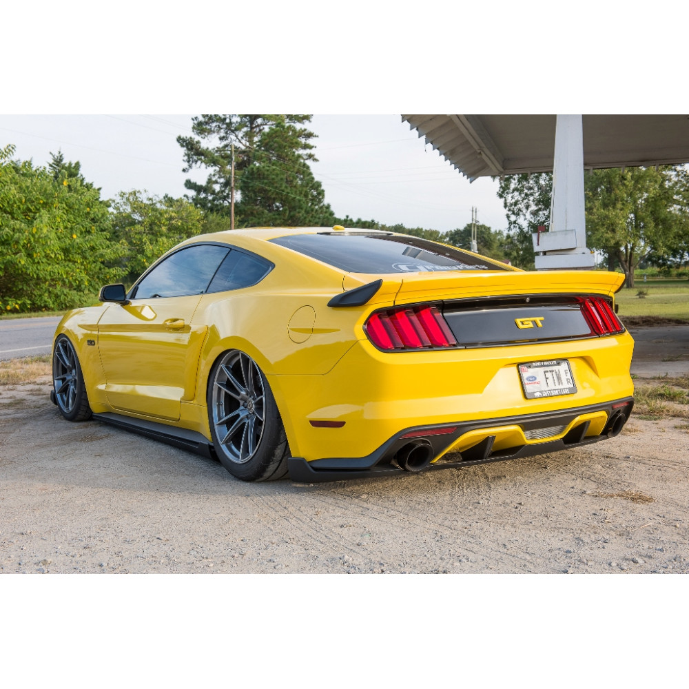 Задний спойлер на Ford Mustang GT500, 2015-2023