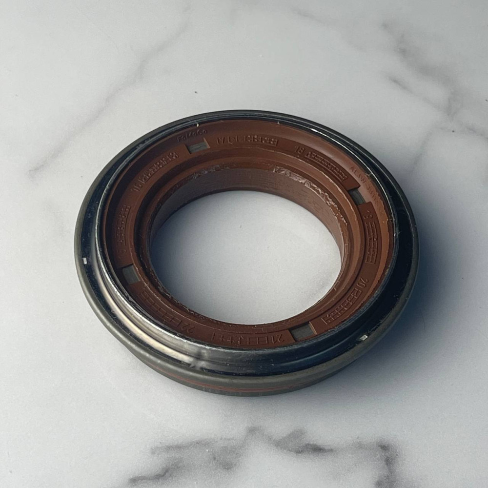 Сальник полуоси Mustang, explorer, navigator
