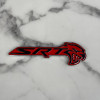 Шильдик Dodge SRT Металлический красный/хром на шпильке для решетки Шильдик Dodge SRT Металлический красный/хром на шпильке для решетки