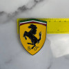 Шильдик Ferrari металлический Желтый Шильдик Ferrari металлический Желтый