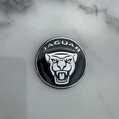 Шильдик Jaguar металлический Черный