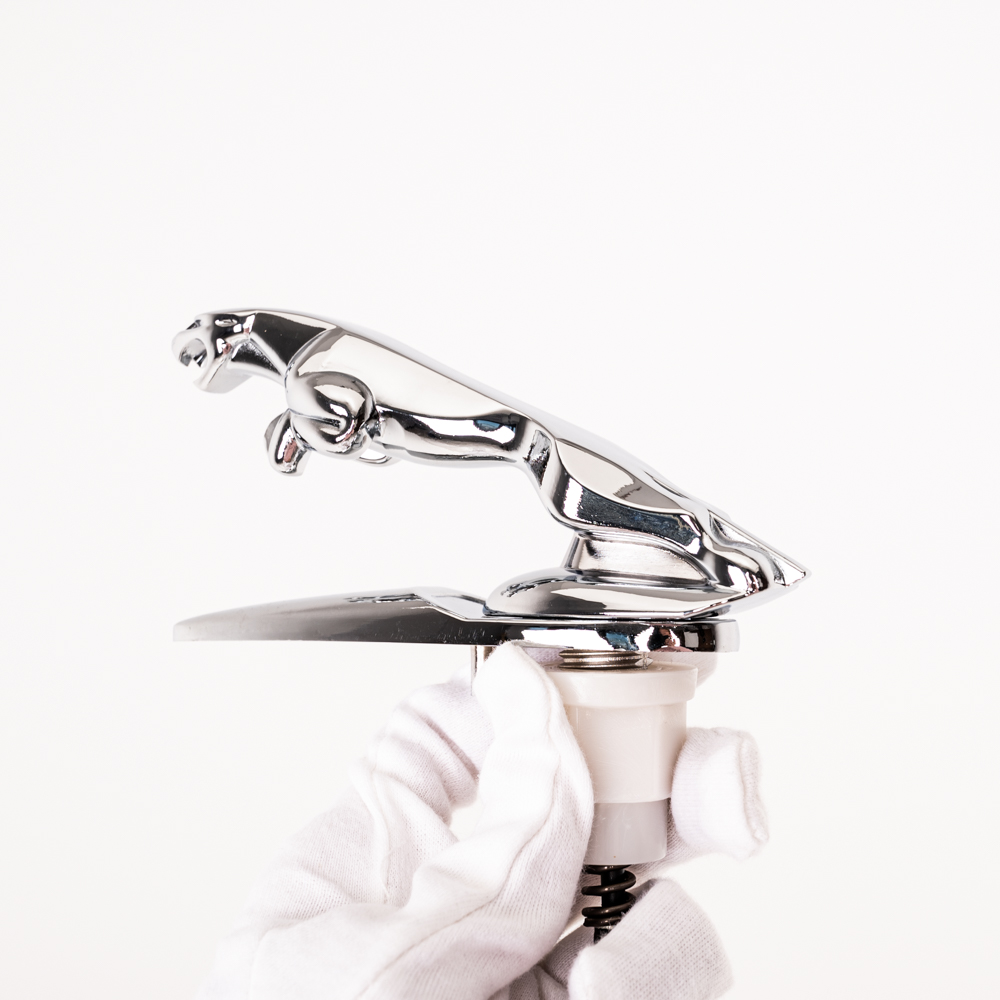 Шильдик Jaguar металлический статуэтка большая