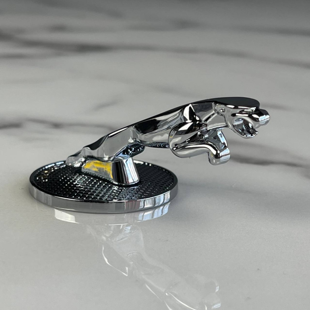 Шильдик Jaguar металлический статуэтка