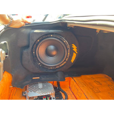 Встроенный короб сабвуфера для Chevrolet Camaro 2015+